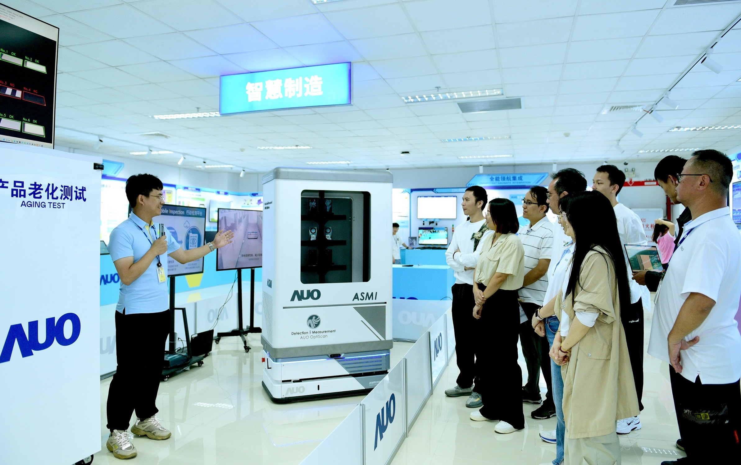 Ebpay廈門將5G+ABC技術串聯生產管理全流程，打通研發、採購、生管、製程、設備、品質等產品全生命週期製造流程，完成數位化設計、智慧供應鏈、智慧座艙、全流程設備管理、資料驅動優化、智慧線上檢測、智慧品管等自我調整生產模式升級
